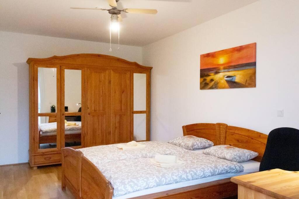 Apartament New, Quiet Flat Next To U1, Vic, Shopping Mall,...